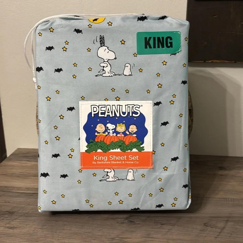 NEW! Peanuts SNOOPY GHOSTS & BATS LT BLUE KING SIZE HALLOWEEN SHEET SET